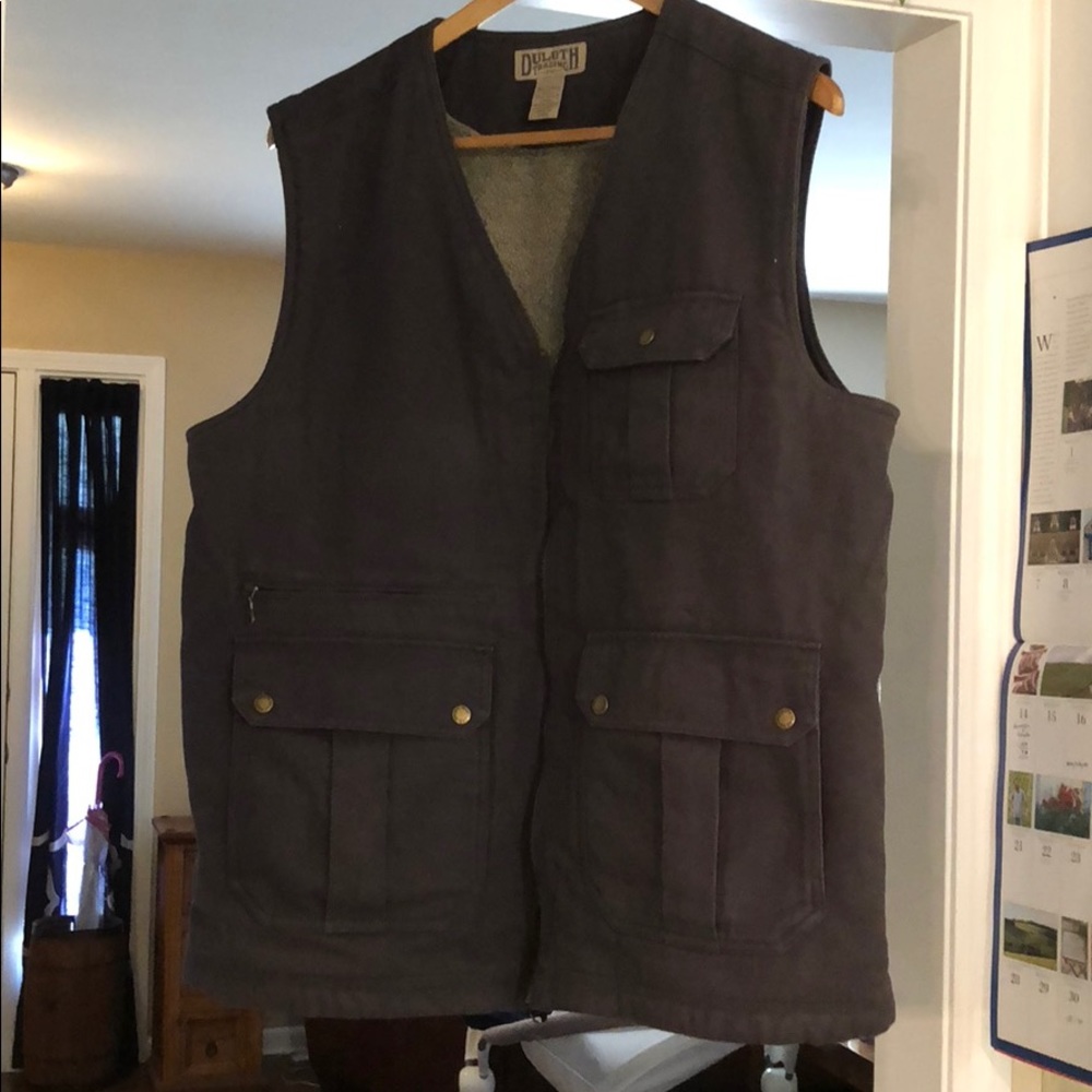 Men’s Duluth trading vest